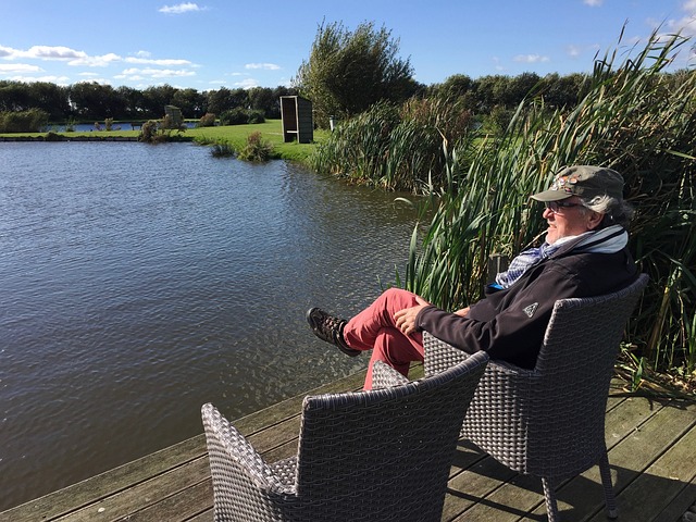 境下吸引和 境下吸引和