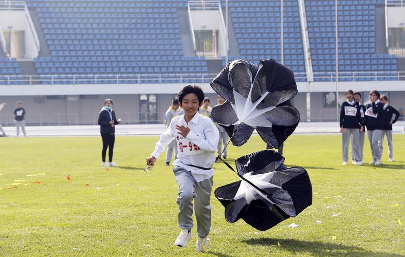 驚險過關 驚險過關